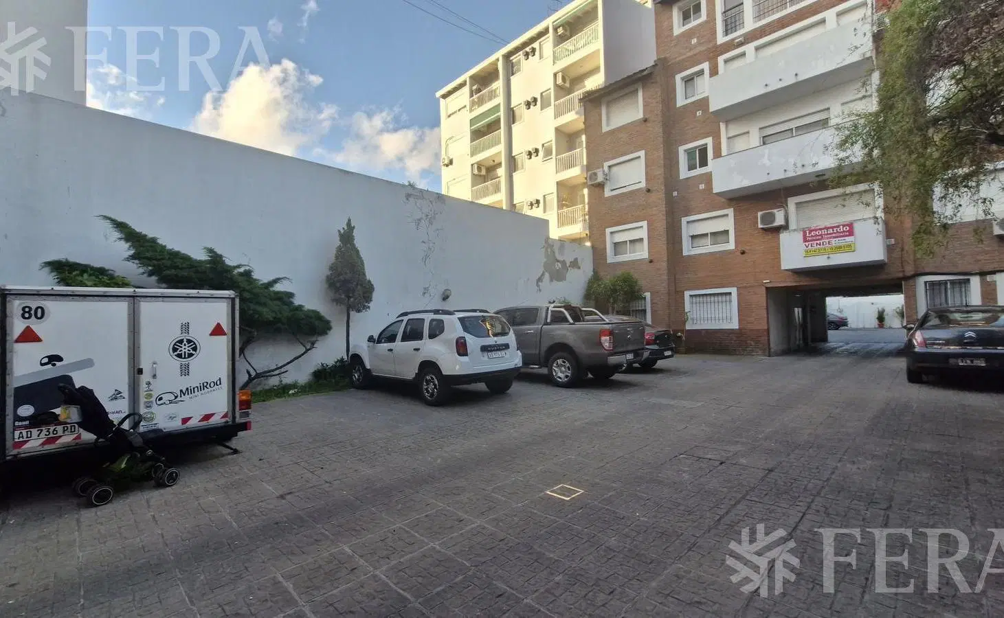 Venta departamento 5 ambientes con balcón en Sarandi 5