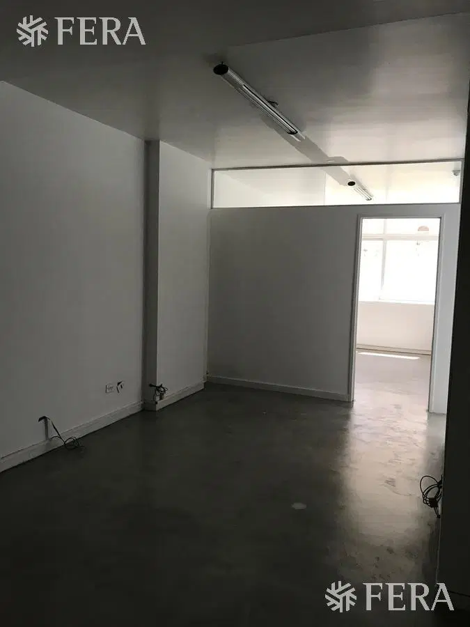 Alquiler de Oficina 4 AMB O MÁS en Retiro 1