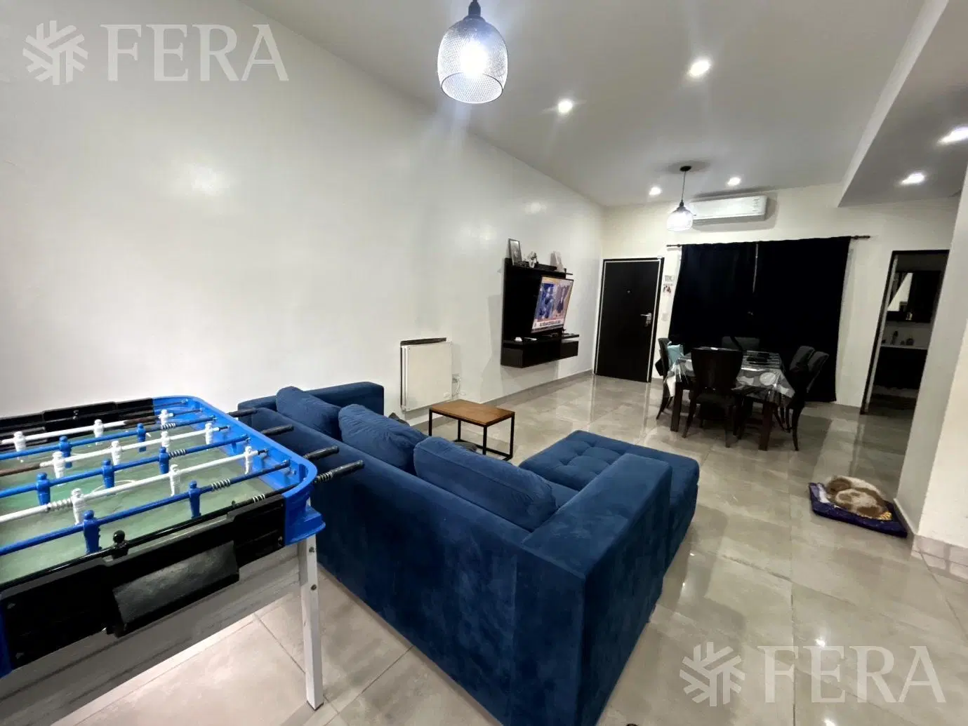 Venta casa 4 ambientes con cochera y patio en Wilde 1