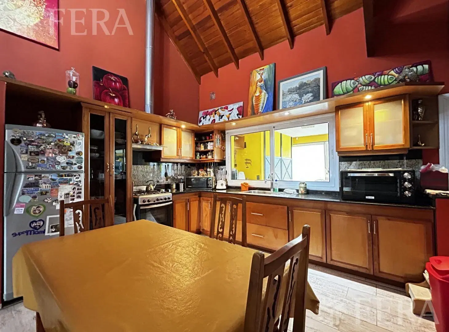 Venta Casa de 6 ambientes con cochera, galería y piscina en Haras del Sur I-La plata 4