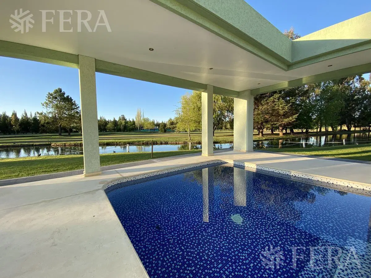 Venta de terreno en Club Miralagos 2 3