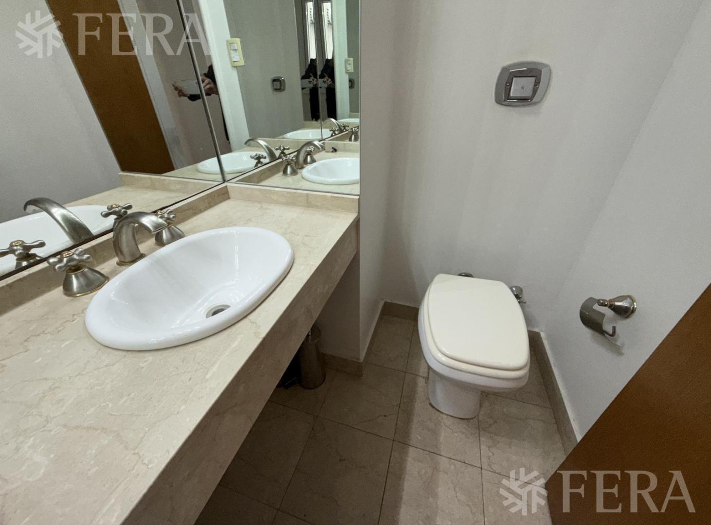 Foto de Alquiler de Departamento 2 ambientes con amplio patio en Retiro, imagen 1