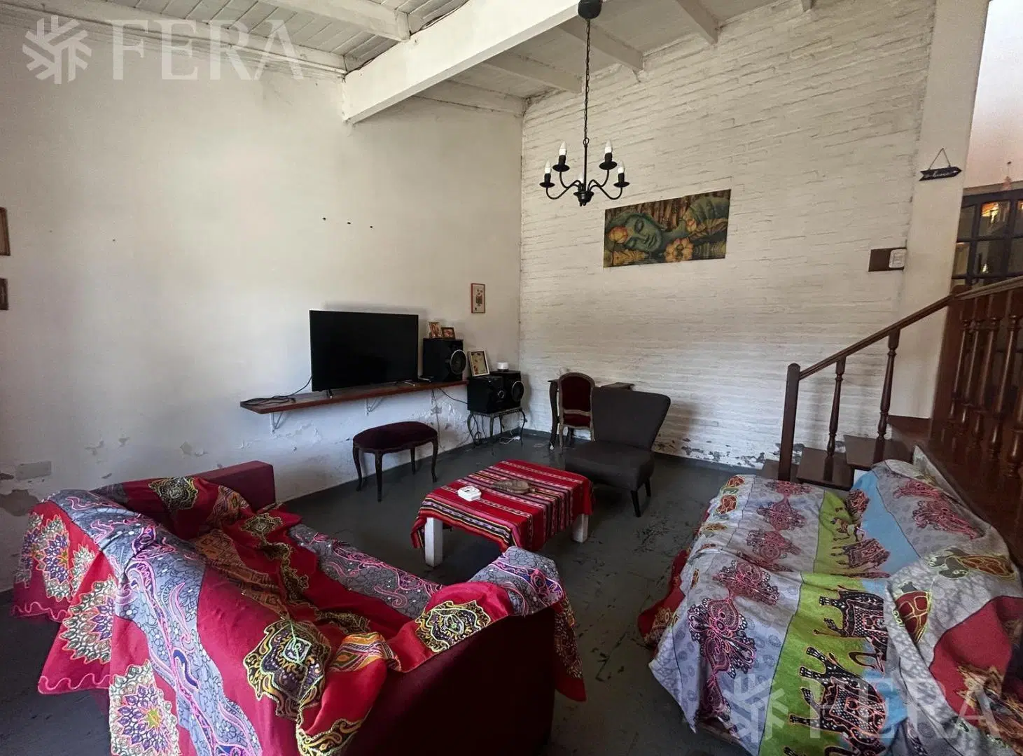 Venta Casa 4 ambientes con cochera y jardín en Bernal Oeste 4