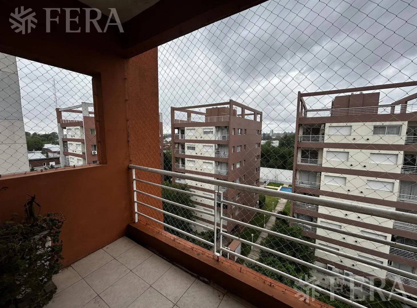 Venta de Departamento 3 ambientes con balcón en Wilde 5