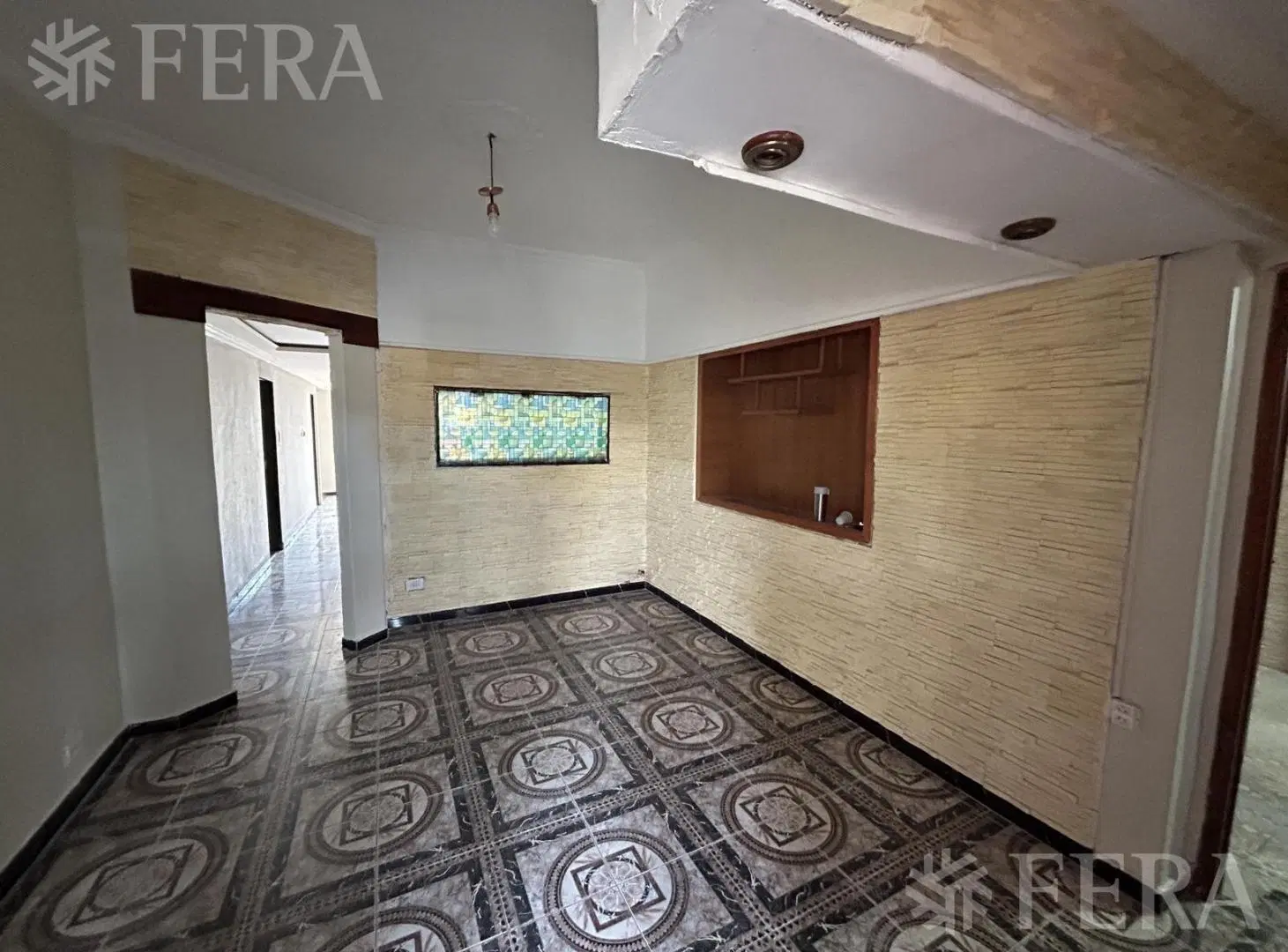 Venta de Casa 4 ambientes con Parrilla y Piscina en Berazategui 2