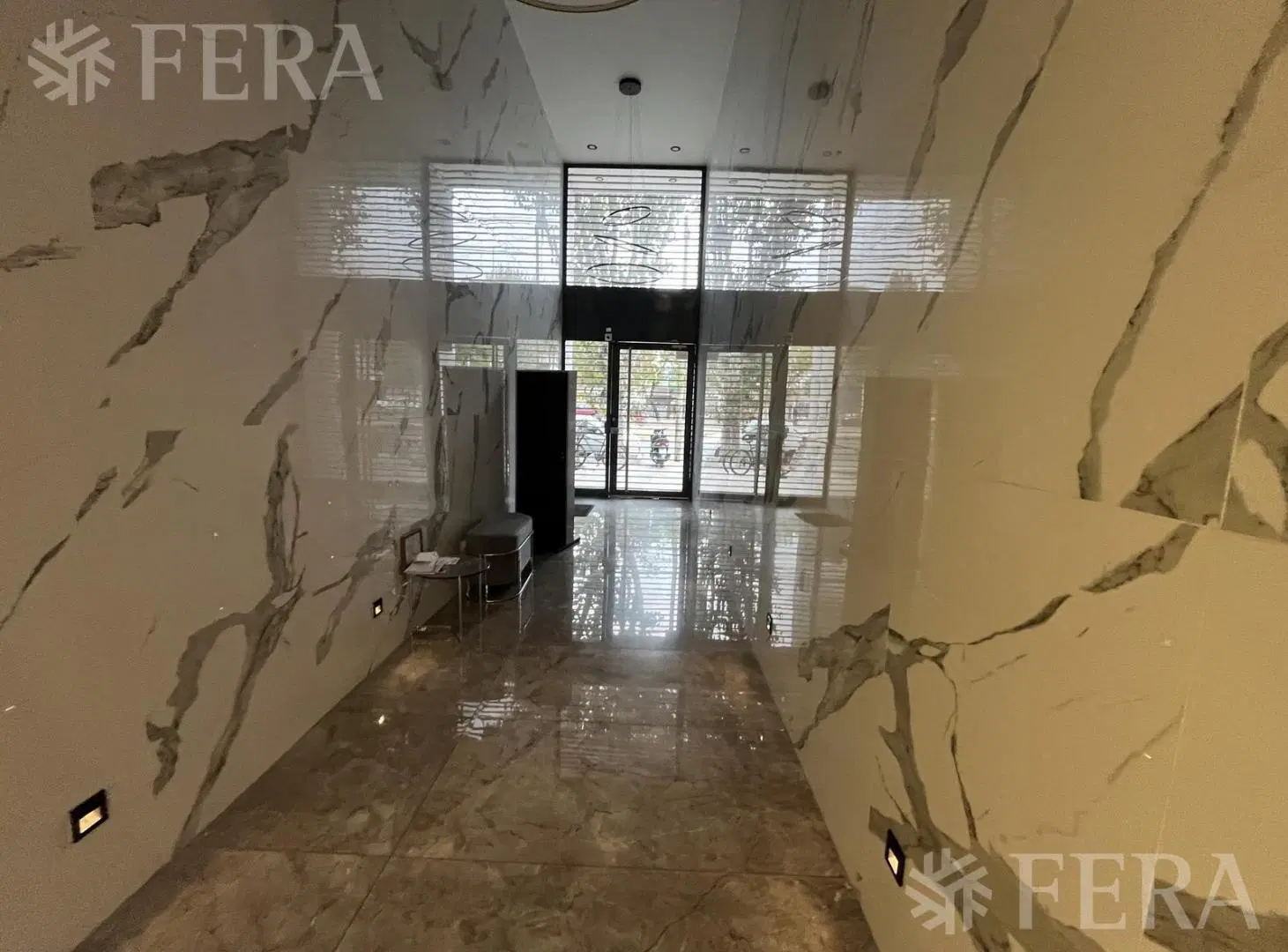 Venta de Departamento 2 ambientes con balcón en Wilde 2