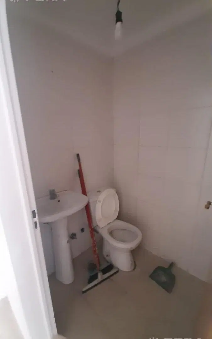 Alquiler de Local de 30m2 en Wilde centro 4