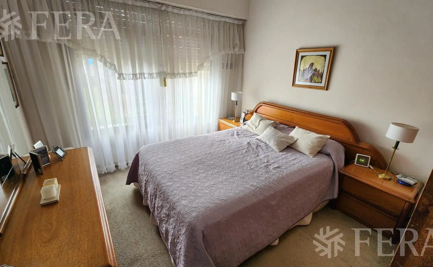 Venta casa de 4 ambientes con cochera y jardín en Ezpeleta 2