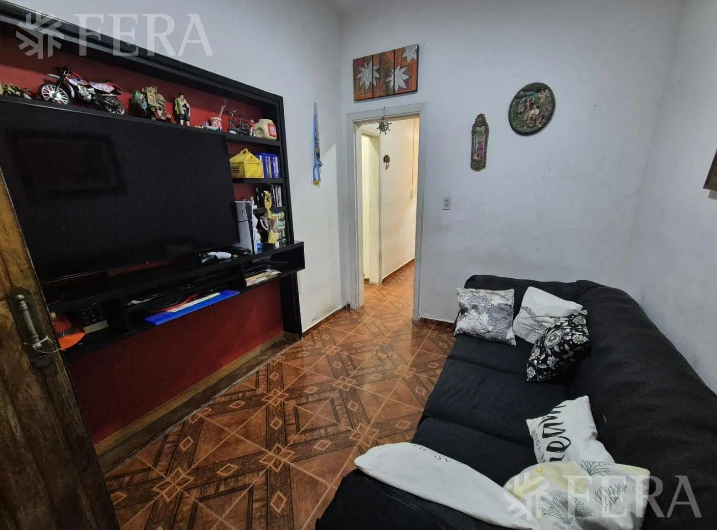 Venta casa 4 ambientes con cochera en Bernal Oeste 2