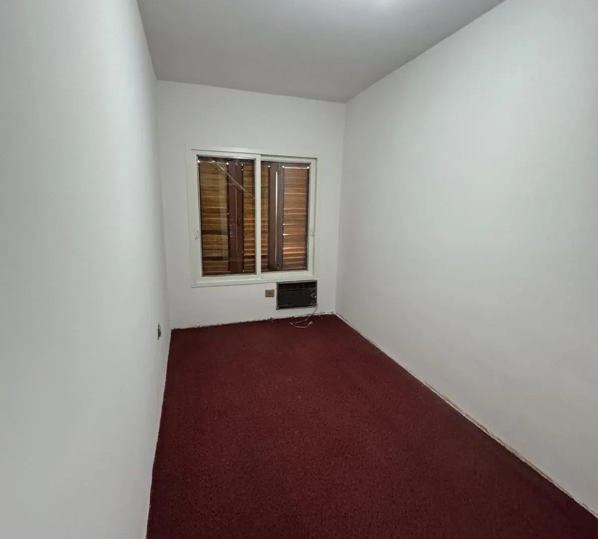 Venta Departamento de 4 ambientes con Cochera en Wilde 8