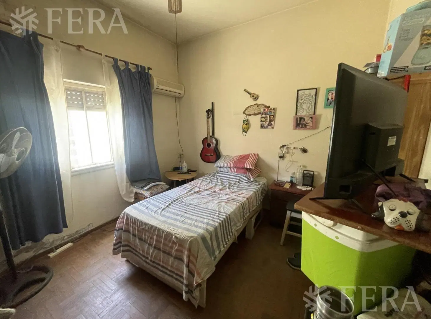 Venta casa 3 ambientes con jardín y cochera en Wilde 4