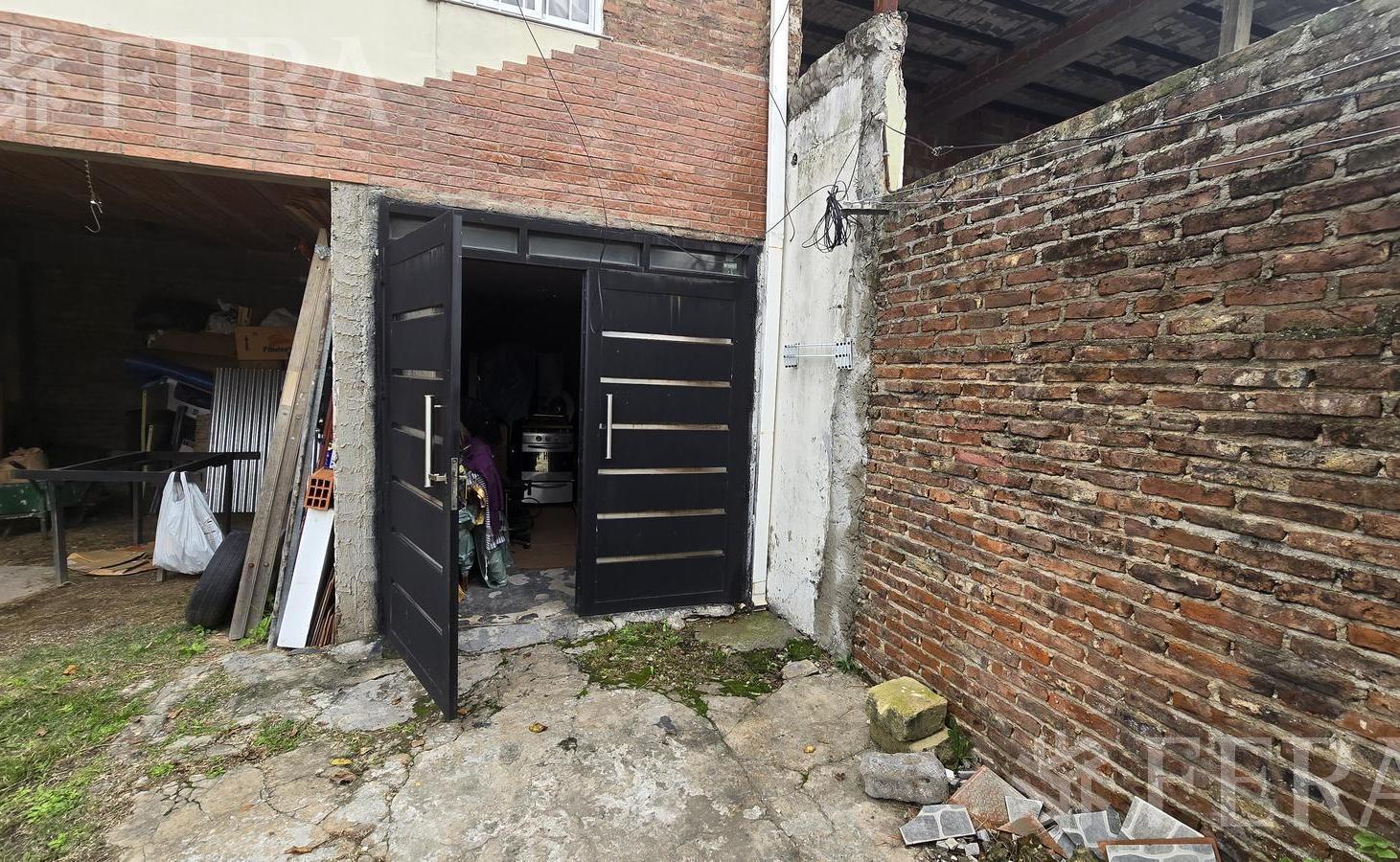 Venta PH 3 ambientes con patio en Villa Dominico
