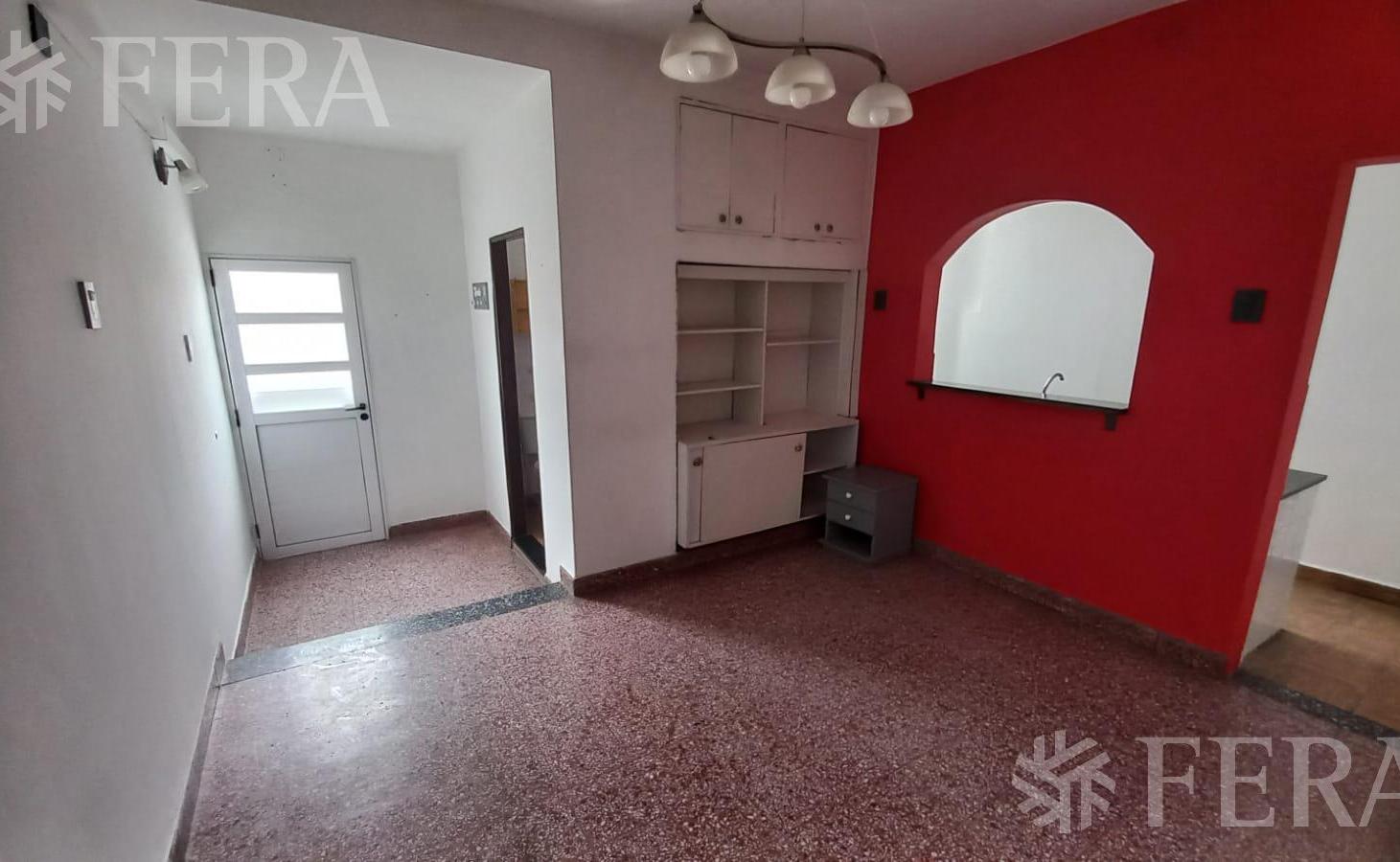 Alquiler PH 2 ambientes en Wilde