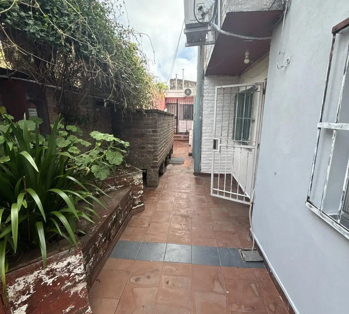 Venta PH 3 ambientes en Sarandi 5