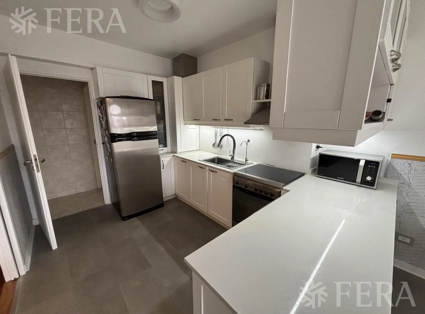 Venta departamento 5 ambientes con terraza y cochera en Las Cañitas - Palermo 5