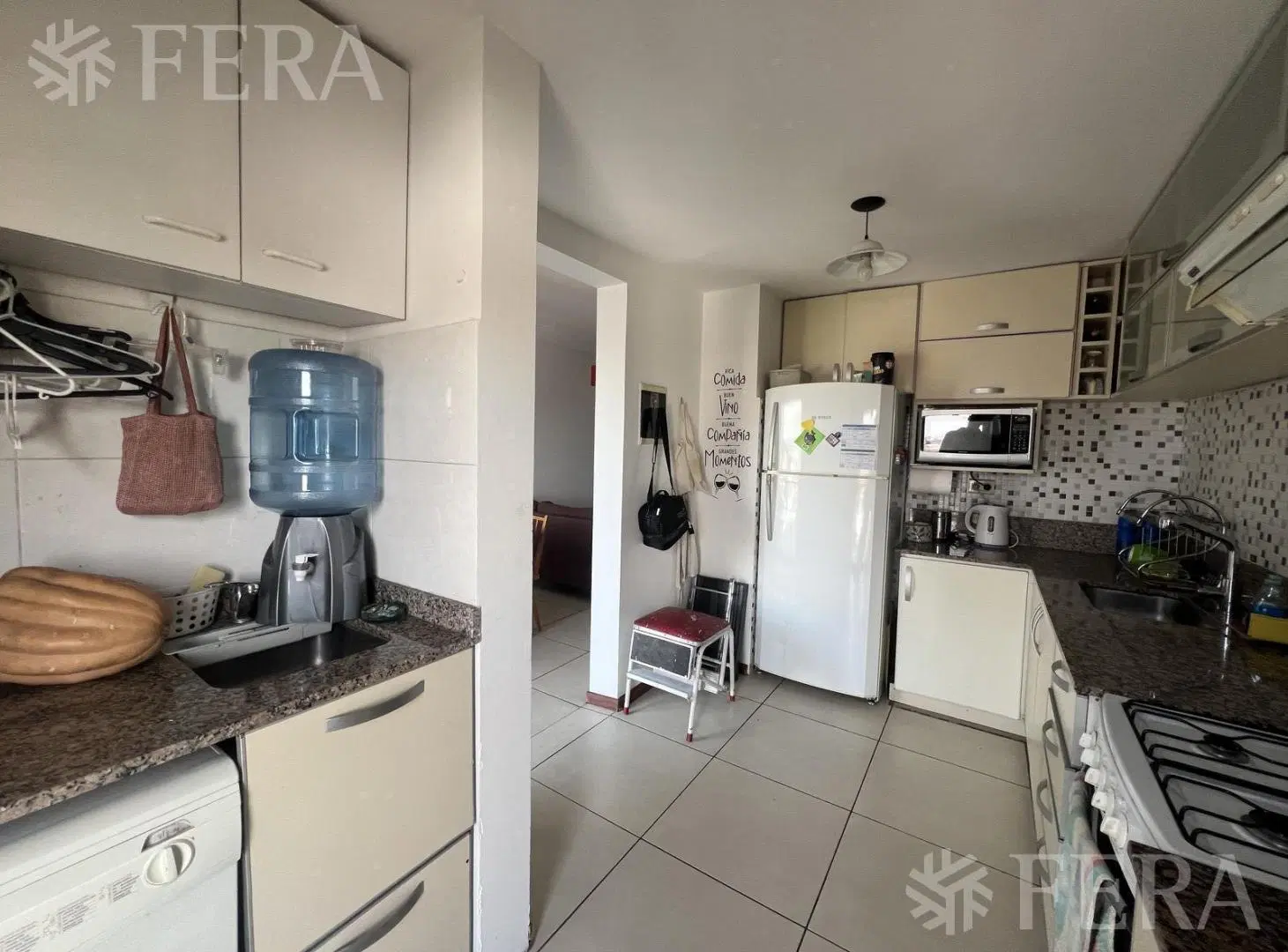 Venta departamento 3 ambientes con balcón en Sarandí 5