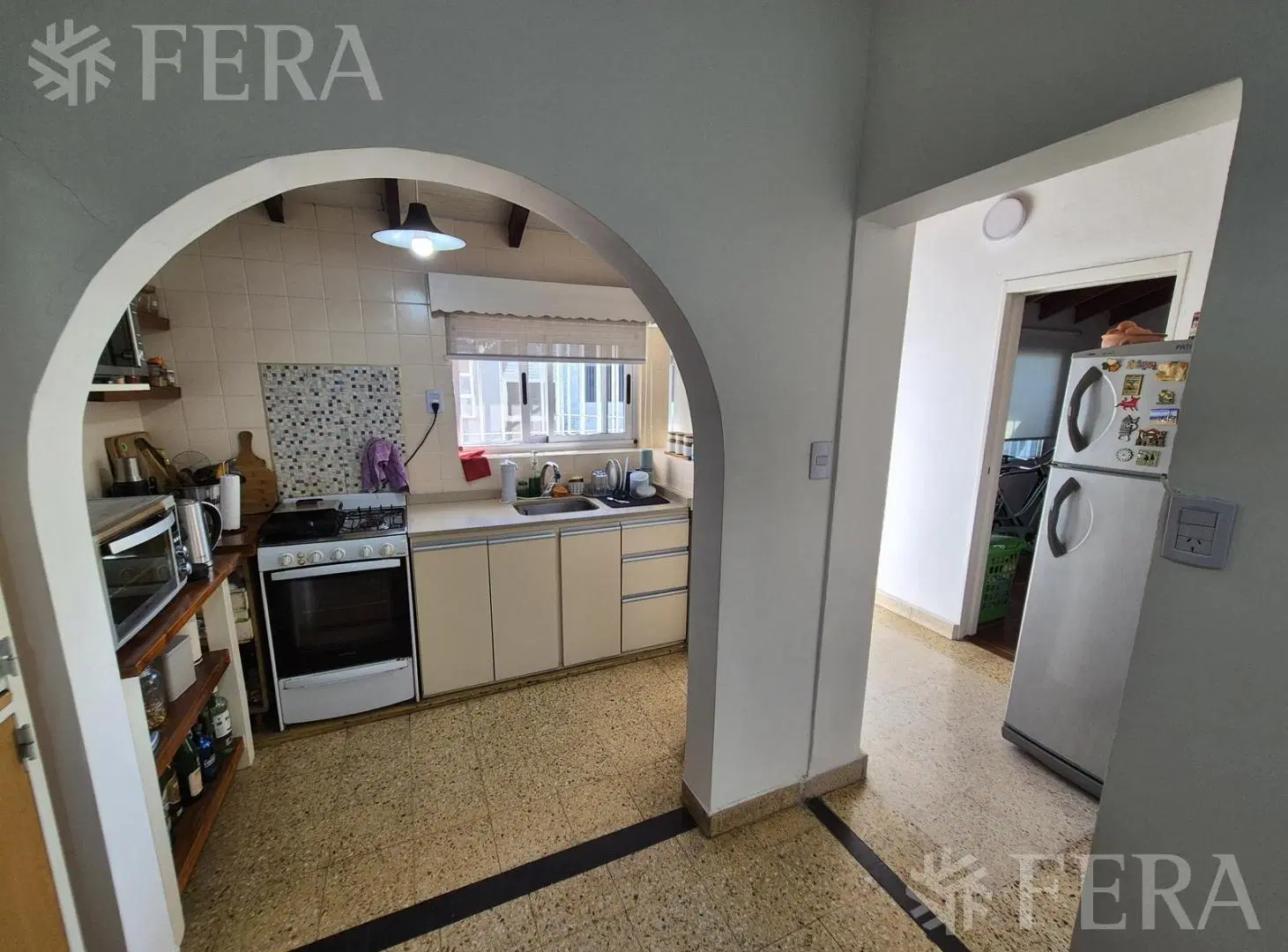 Venta casa 4 ambientes con cochera en Bernal 3