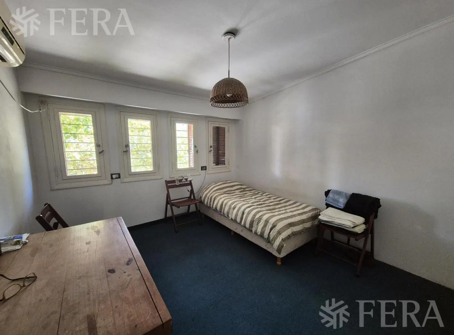 Venta casa 4 ambientes con cochera y jardín en Don Bosco 5