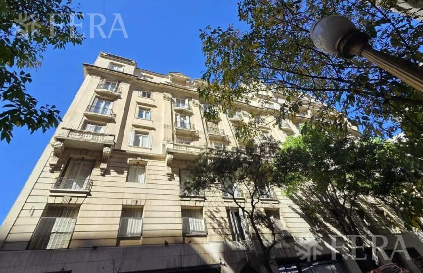 Alquiler 4 ambientes Departamento en el palacio Petit Estrugamou en Retiro