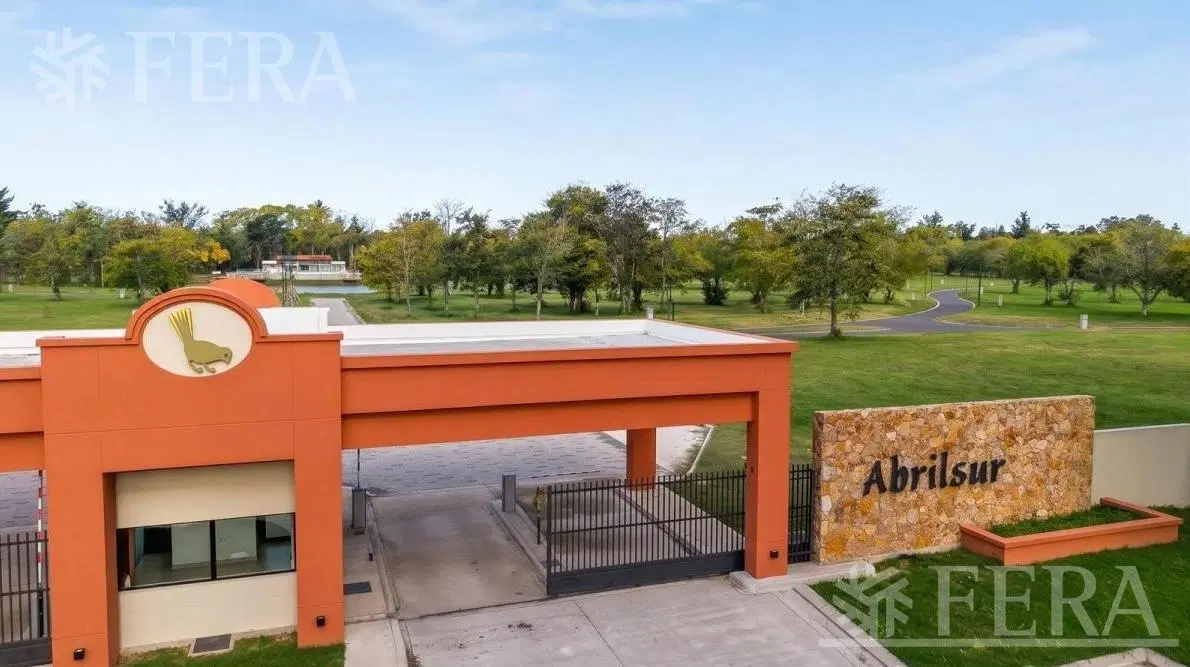 Venta de Terreno de 792 m2 en Barrio Privado Abril Sur en Hudson 1