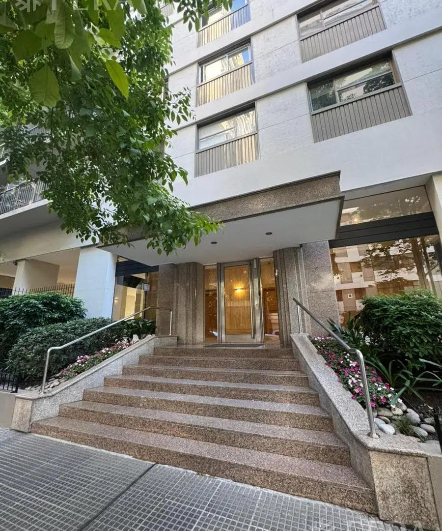 Venta dúplex en torre, piso alto, vista panorámica, 3 cocheras, en Belgrano 3