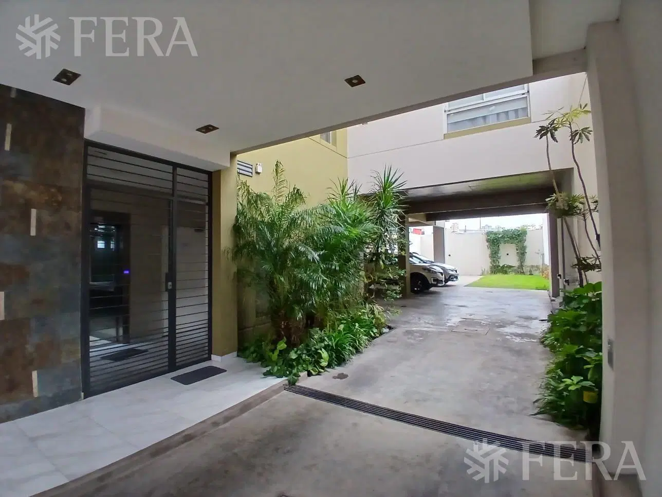 Alquiler departamento 2 ambientes con balcón en Wilde 2