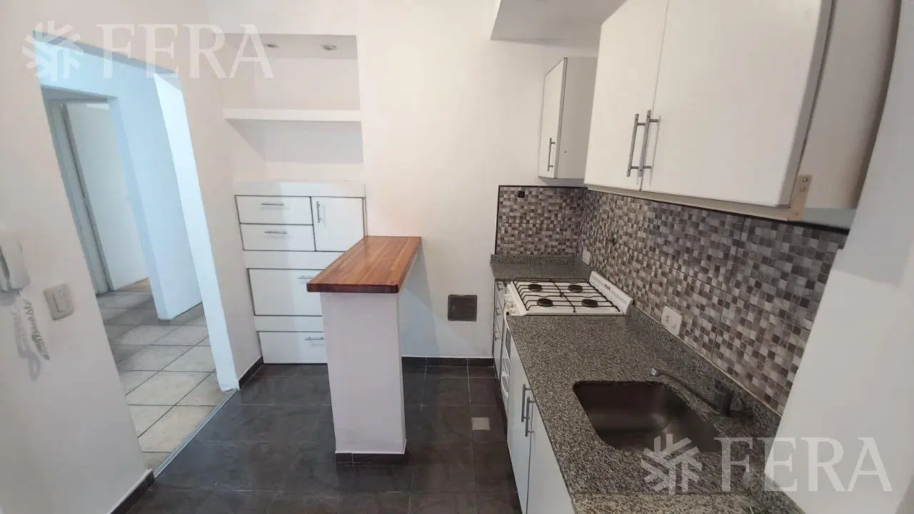 Alquiler de Departamento 3 ambientes con balcón en Wilde 3