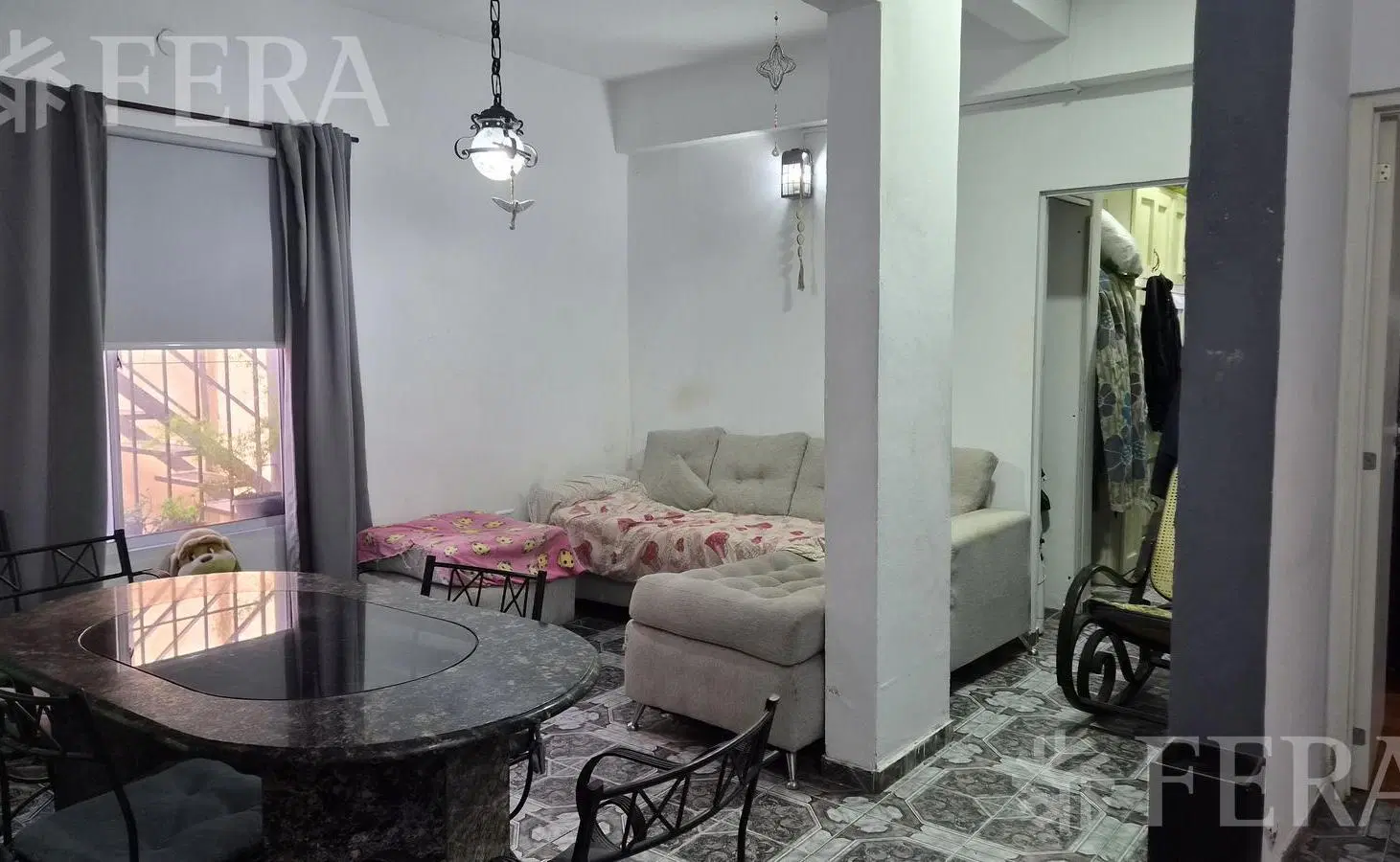Venta casa para dos familias con cochera en Quilmes 5