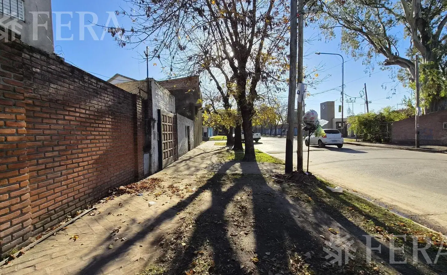Venta casa para dos familias con cochera en Quilmes 3