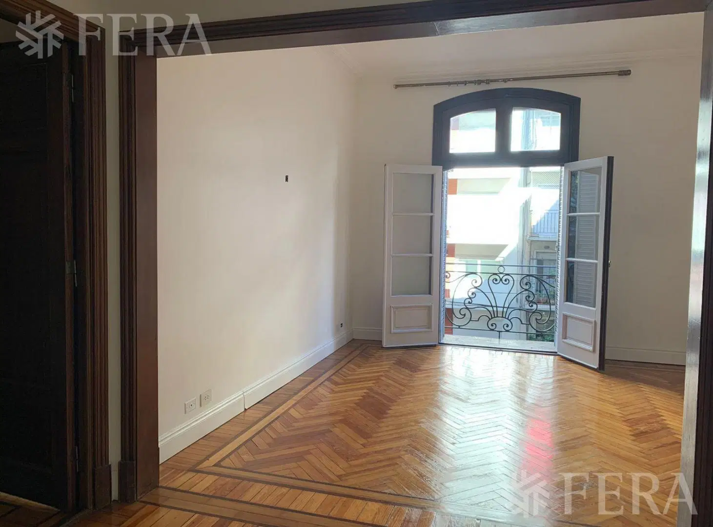 Departamento en Alquiler de 3 Ambientes con Escritorio en Recoleta 5