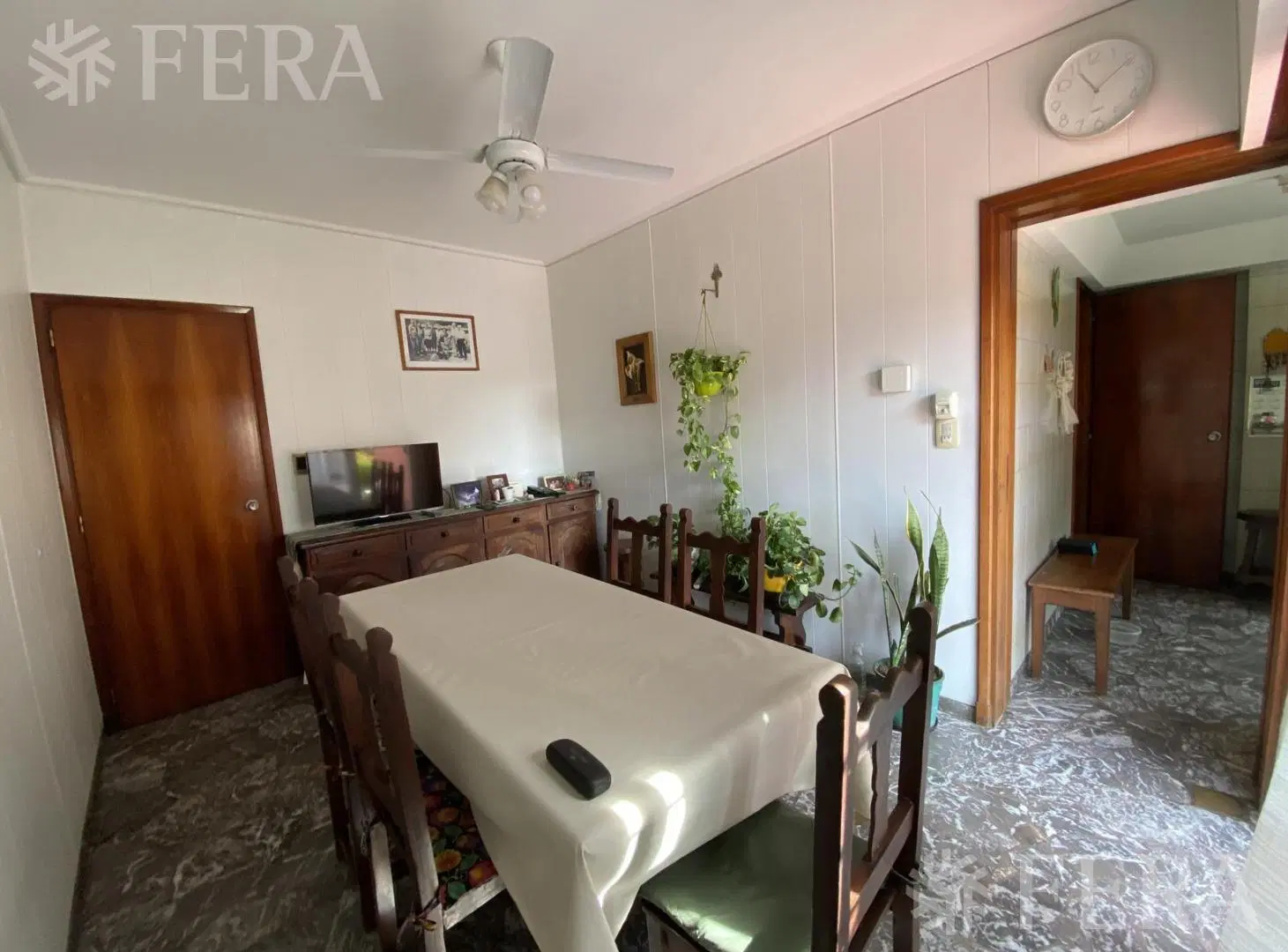 Venta de Casa 6 ambientes con cochera y terraza en Quilmes 2