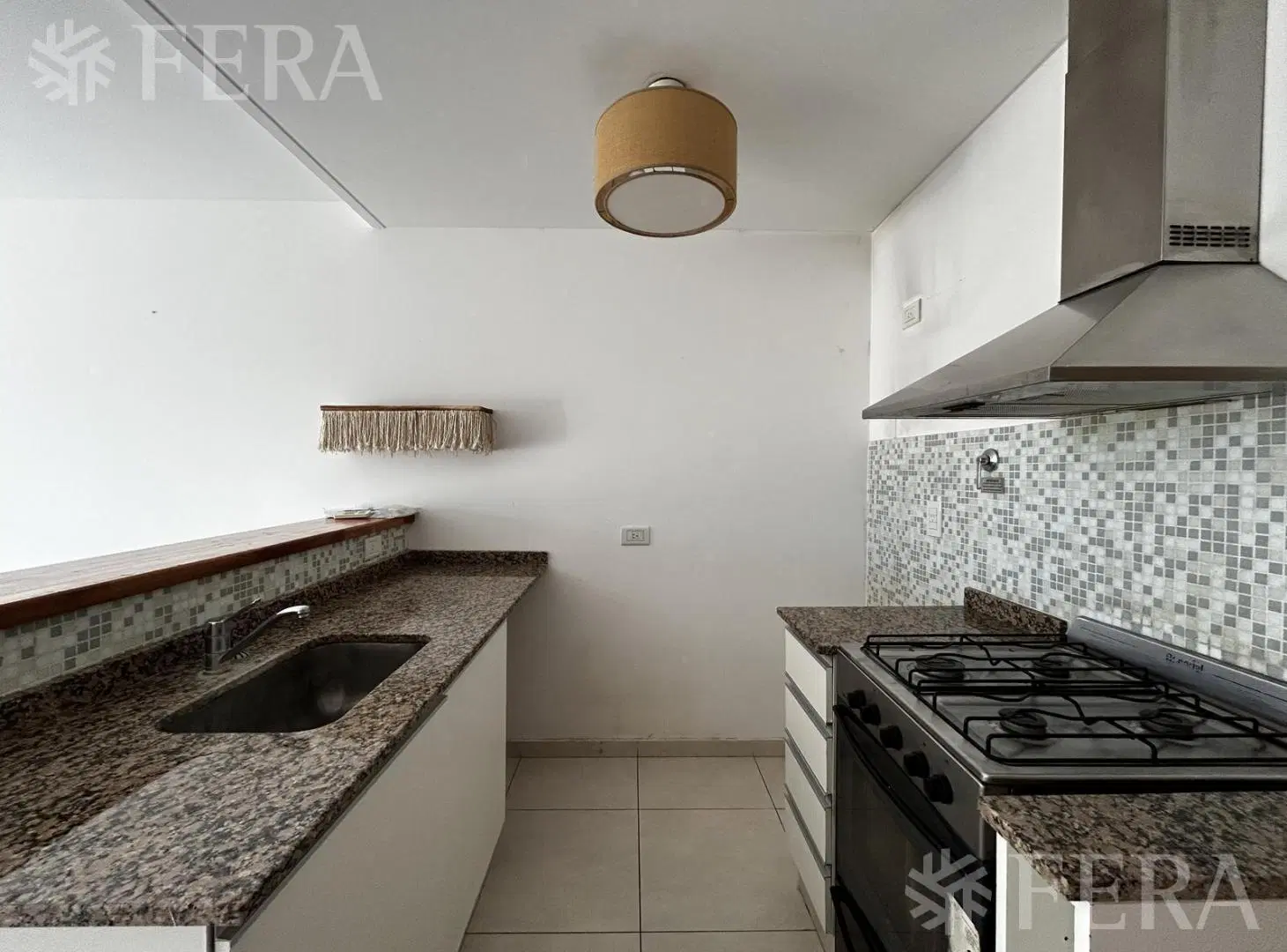 Venta de departamento tipo duplex en Guillermo E Hudson 5