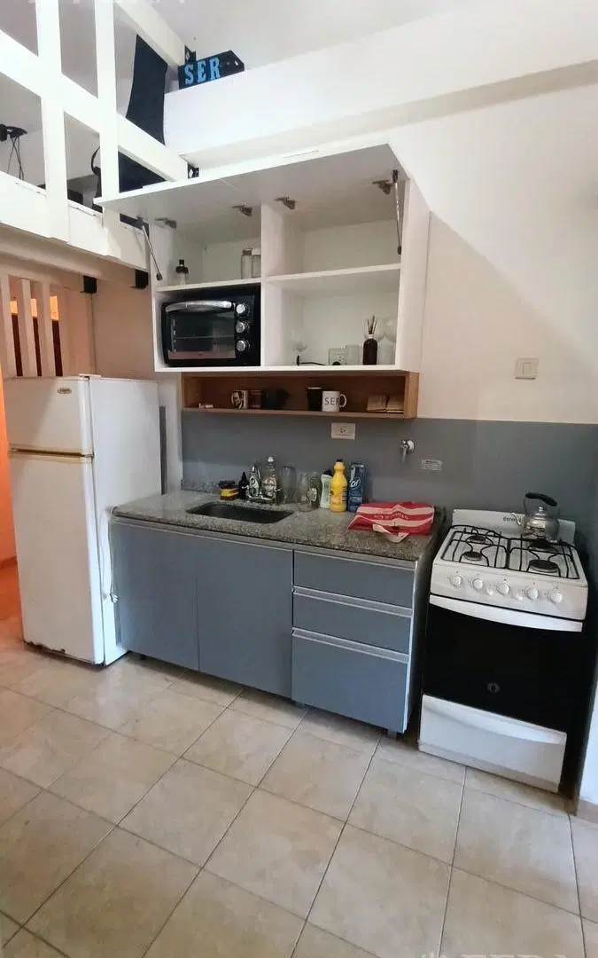 Venta de monoambiente con balcón en Sarandí 5
