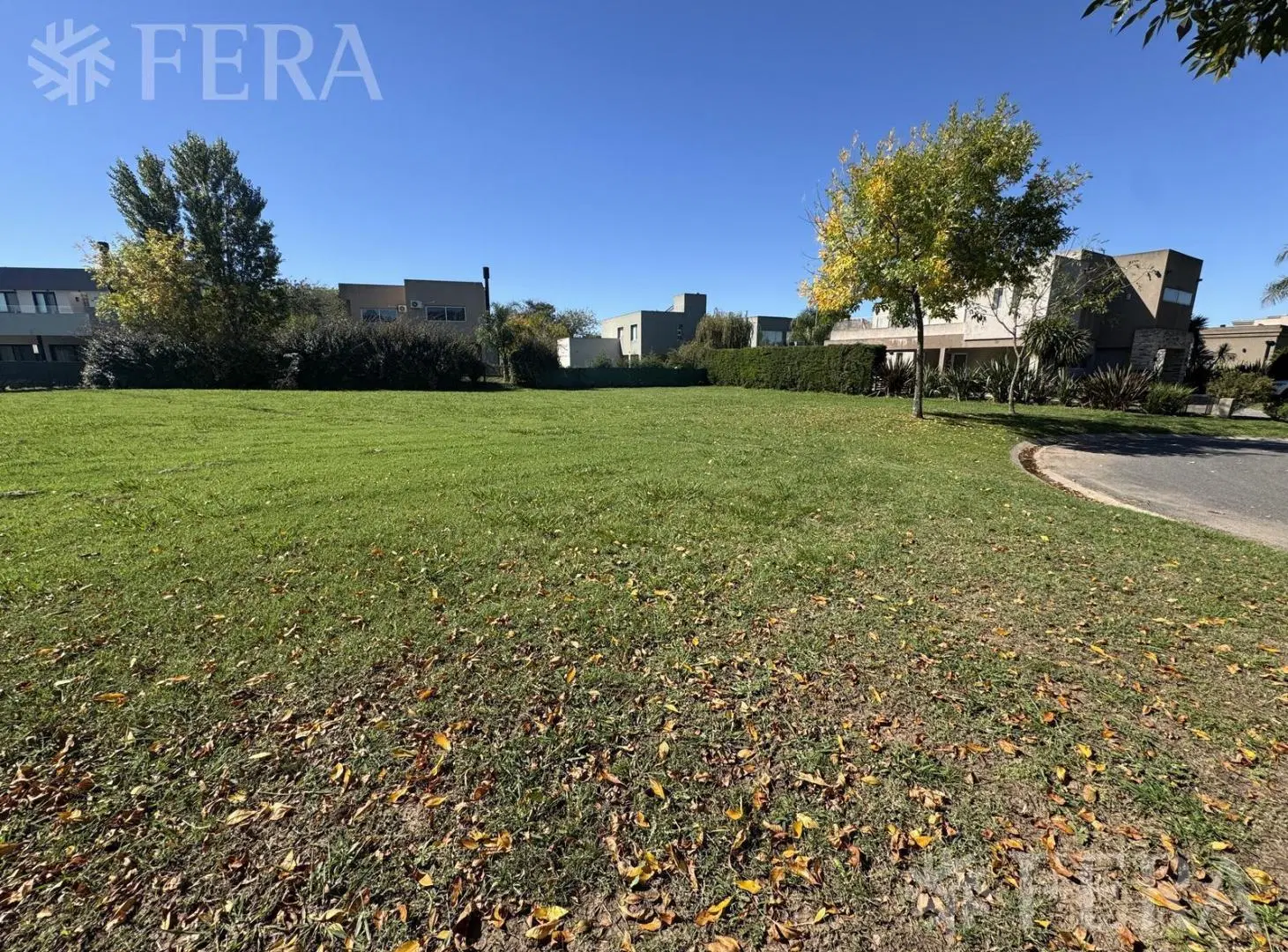 Venta Terreno de 650 m2 en Barrio Fincas de Hudson- Berazategui 4