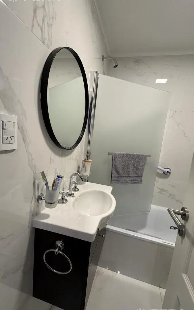Venta departamento 3 ambientes con balcón en Wilde 5