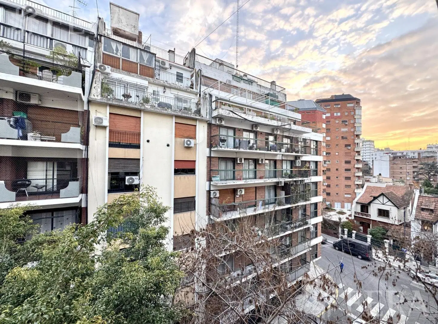 Venta semipiso de 4 ambientes con balcón en Nuñez 4