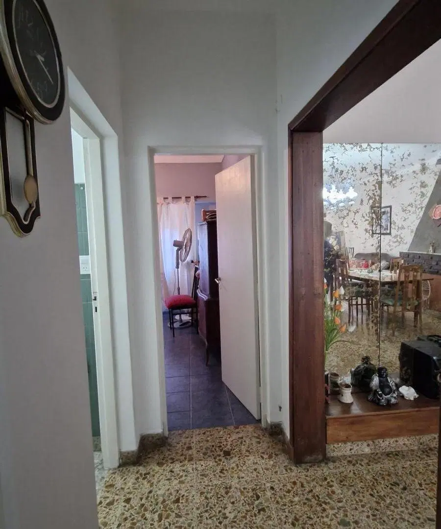 Venta PH de 3 ambientes con patio en Wilde 4
