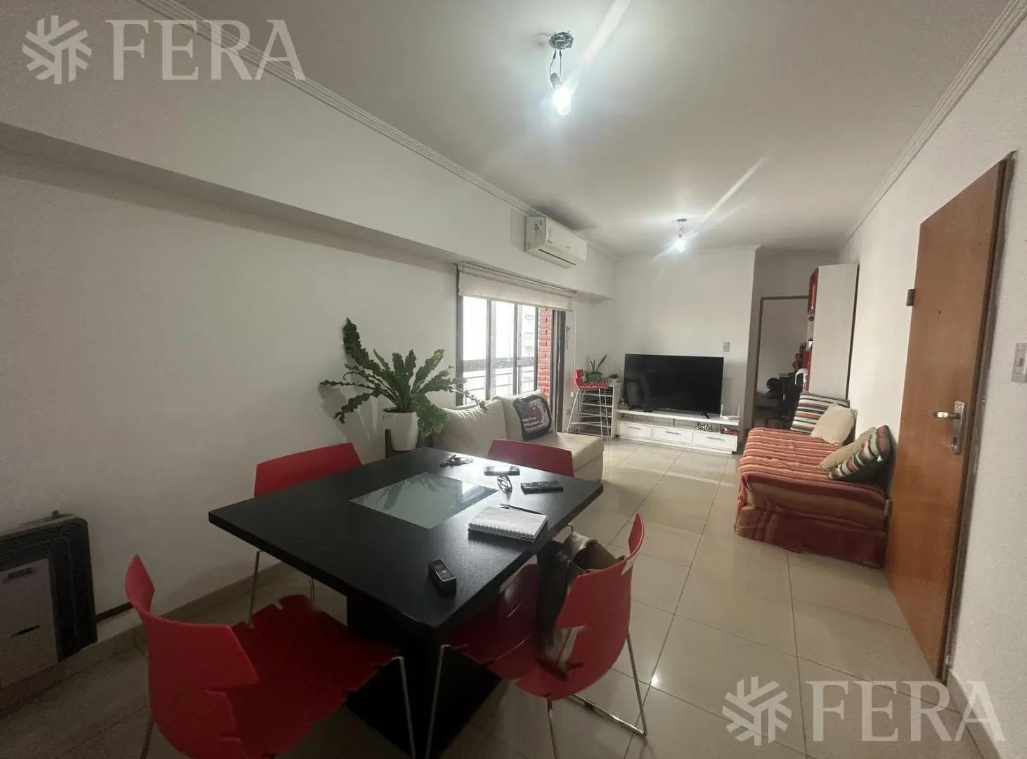Venta departamento 3 ambientes con balcón en Wilde 2