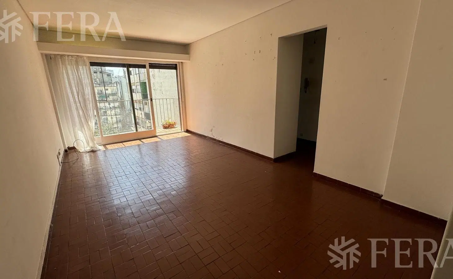 Venta de departamento 3 ambientes con balcón en Barrio Norte 3