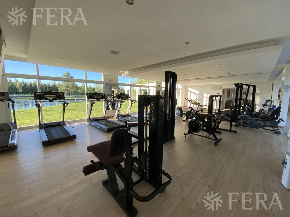 Venta lote de 1067 m2 en Club Miralagos II - La Plata 4