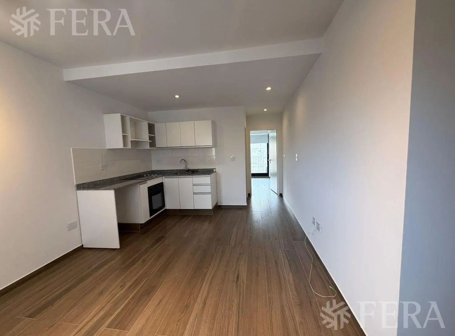 Venta departamento 2 ambientes con balcón en San Cristobal 3