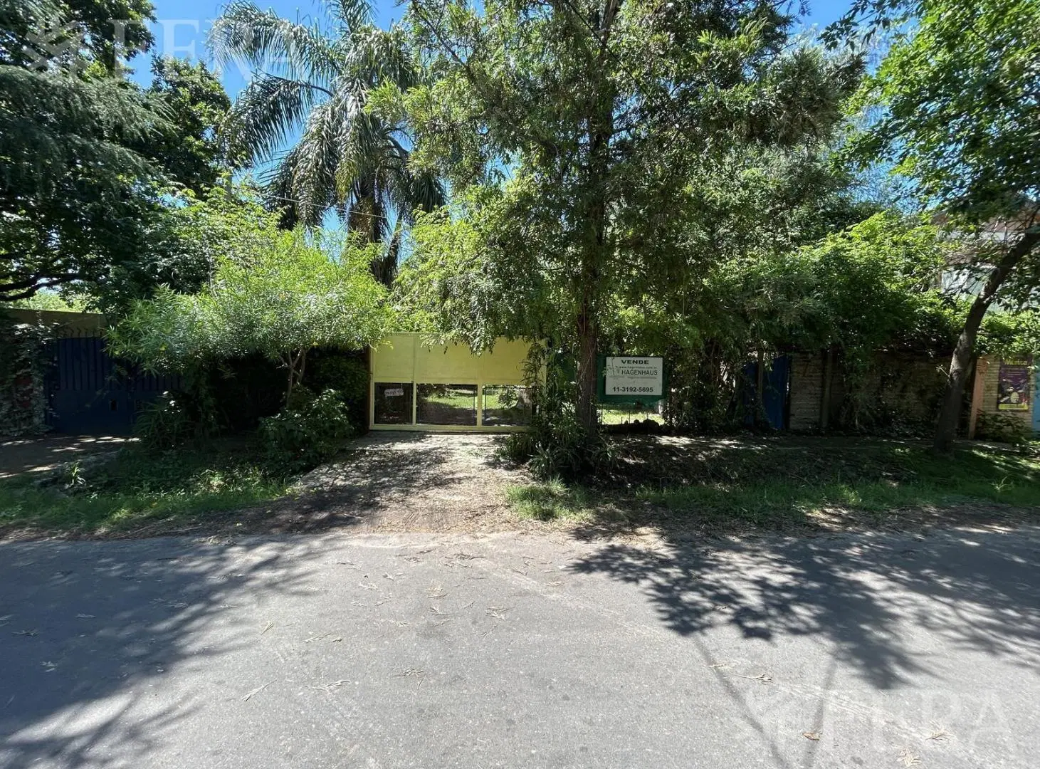 Venta en block de 3 departamentos en Don Torcuato 3