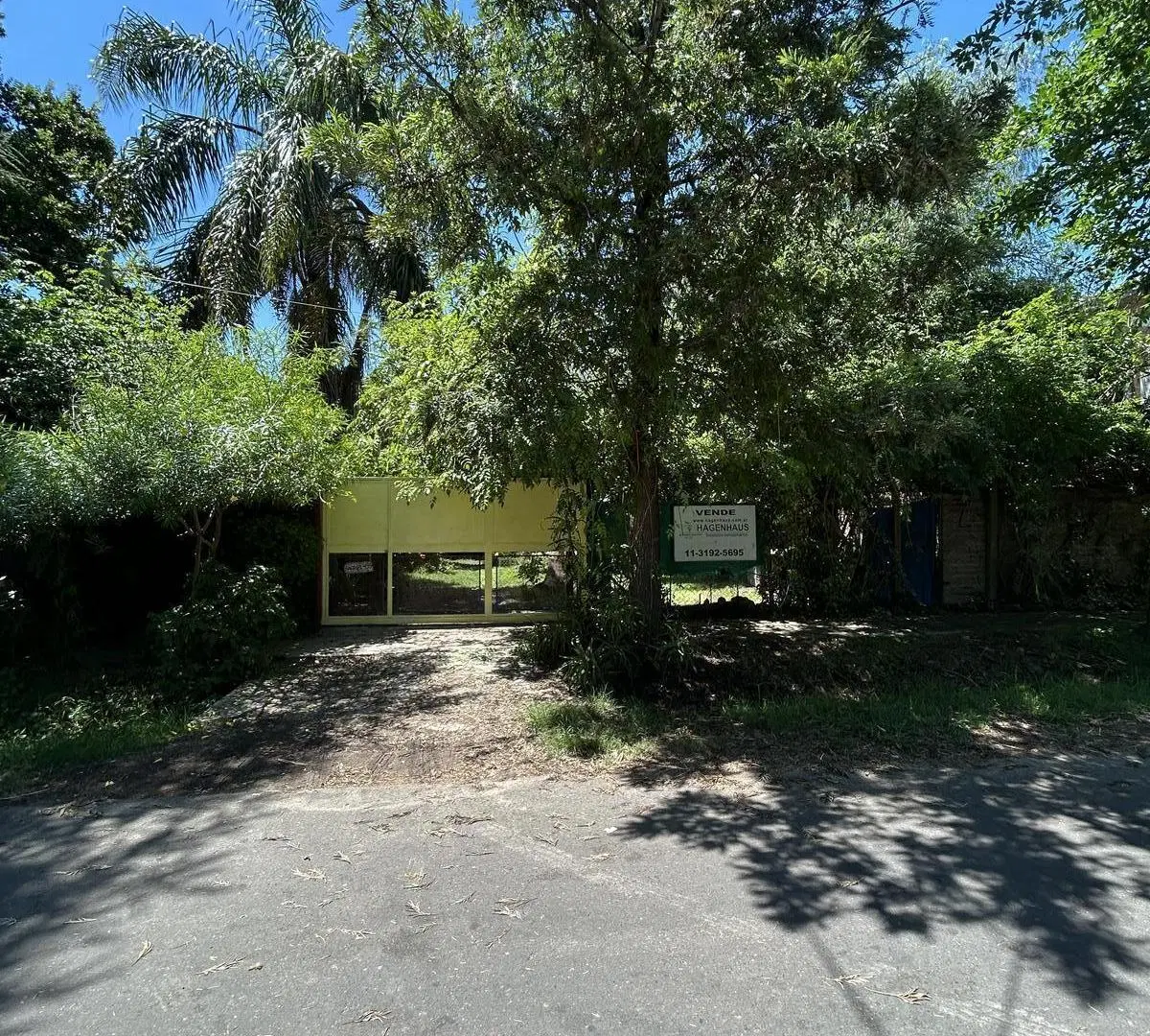 Venta en block de 3 departamentos en Don Torcuato 2
