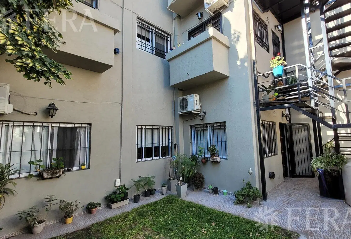 Venta PH 3 ambientes con balcón en Lanús Oeste 3