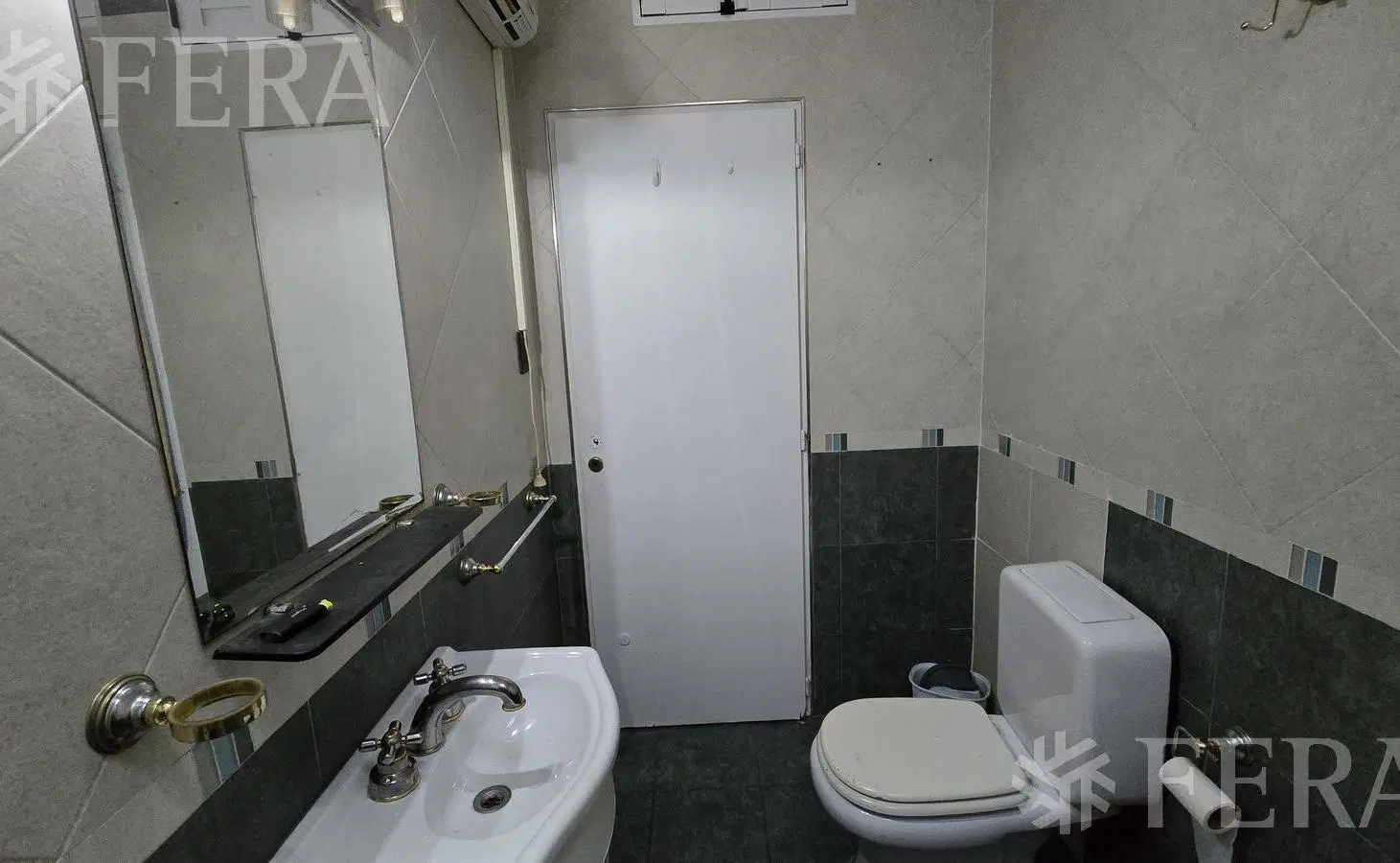 Venta casa 4 ambientes con cochera en Villa Dominico 3