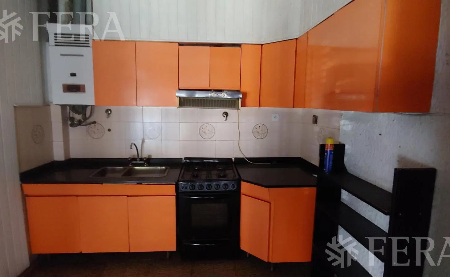Venta PH de 3 ambientes con patio en Bernal Oeste 2