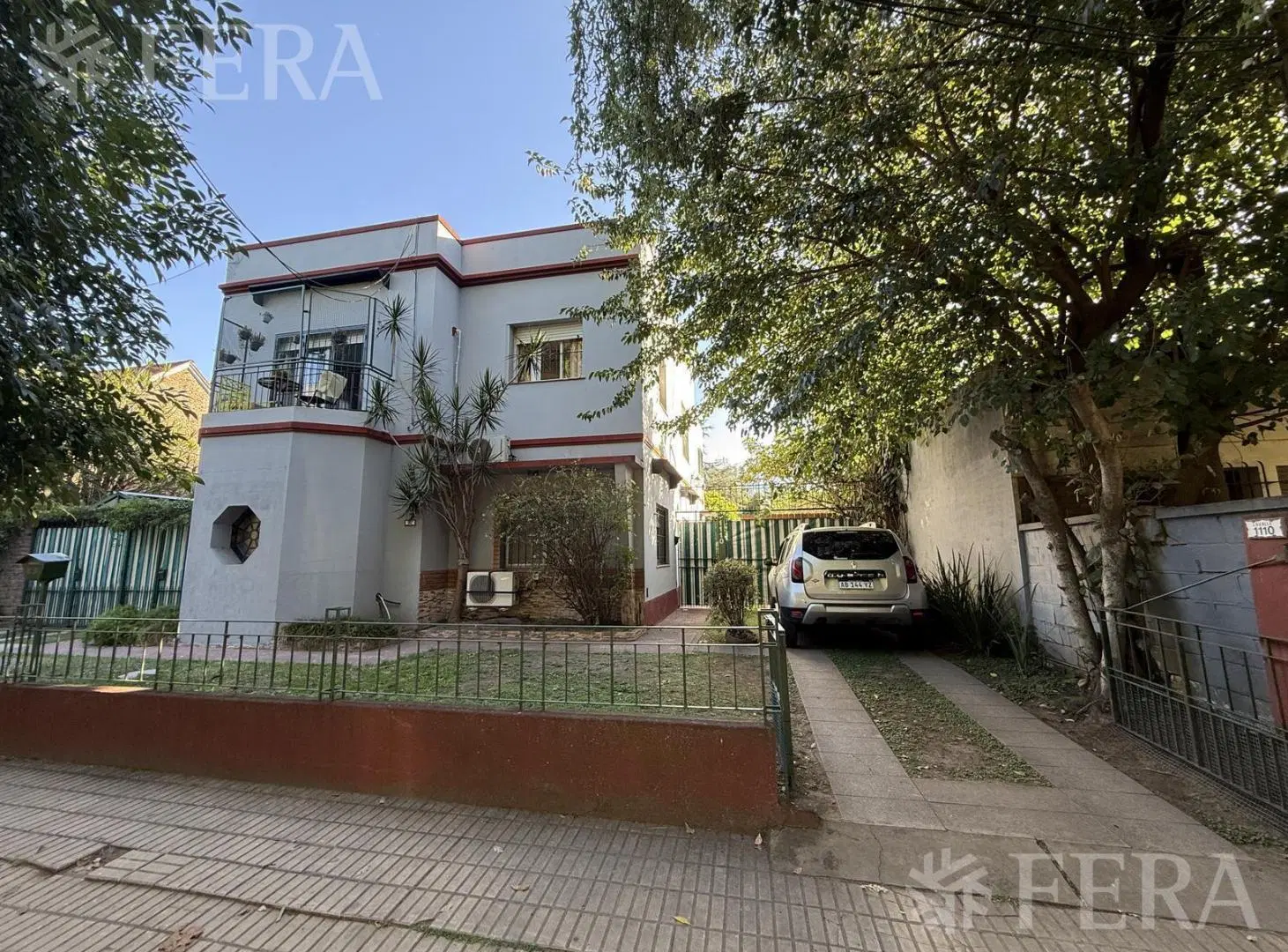 Venta PH 3 ambientes con jardín en Don Bosco 5