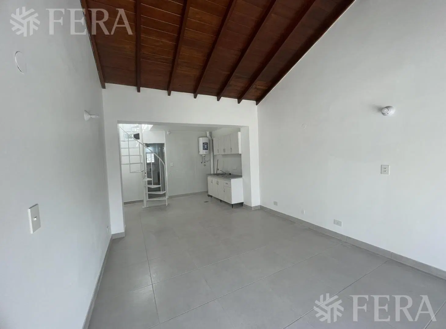 Venta PH 1 ambiente con terraza en Wilde 3