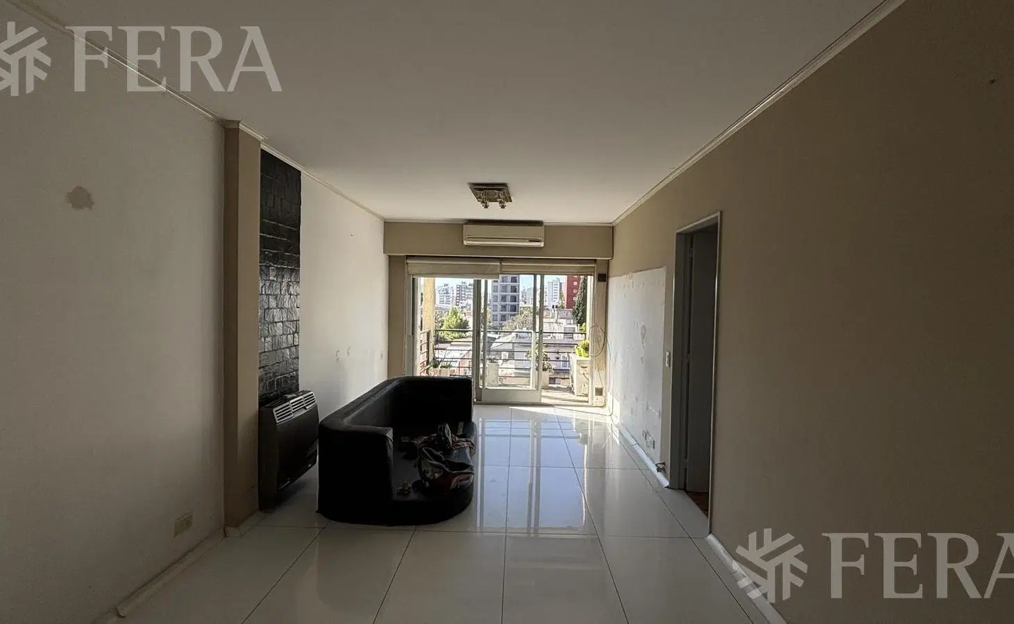Alquiler de Departamento 4 ambientes con balcón en Wilde 4