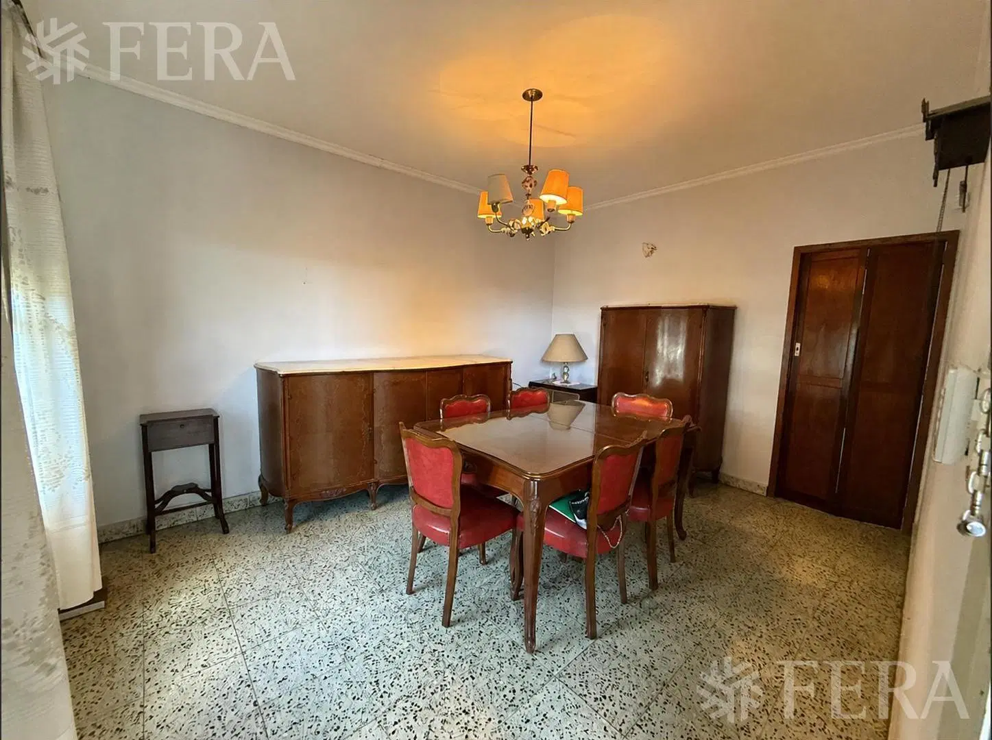 Venta Casa 3 ambientes con patio en Quilmes Oeste 3